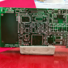 Briefhalter mit Elektronik